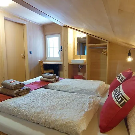 Naturfreunde Hostel *